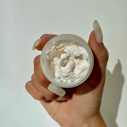 Bee, Don't Absorb: Mineral vs. Chemical Sunscreen — Which Is Better?
