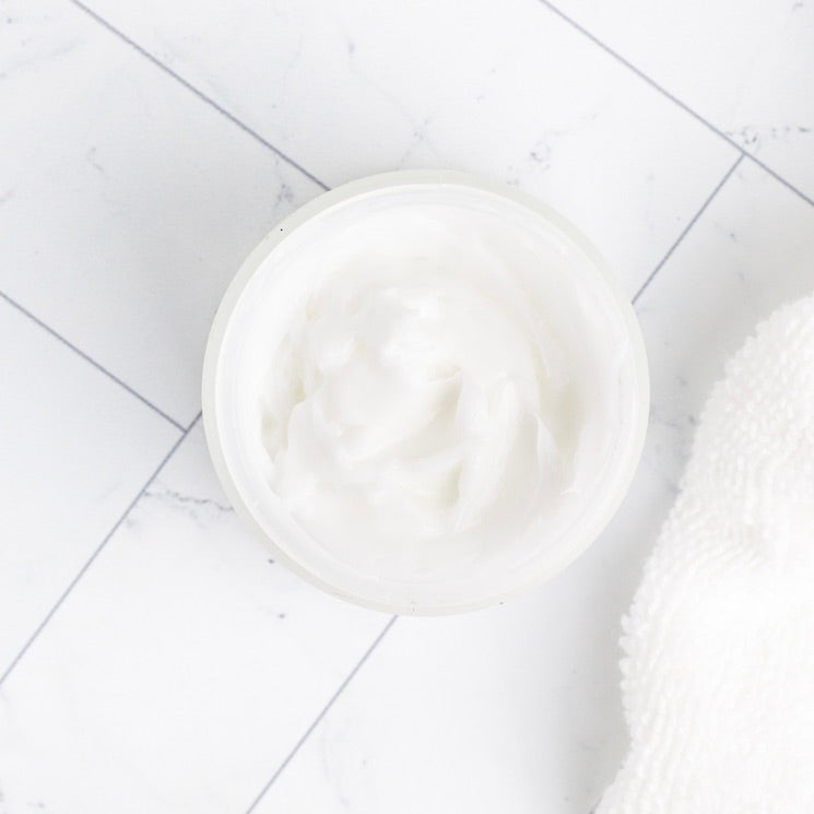 
                  
                    cloud skincare nourishing face mask white 
                  
                